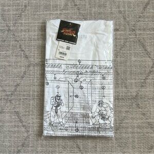 Uniqlo x Street Fighter II Ryu E. Honda Character Men’s White Shirt LARGE NEW